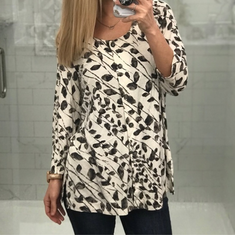 J JILL LONG SLEEVE BUTTON TOP - Picture 1 of 8